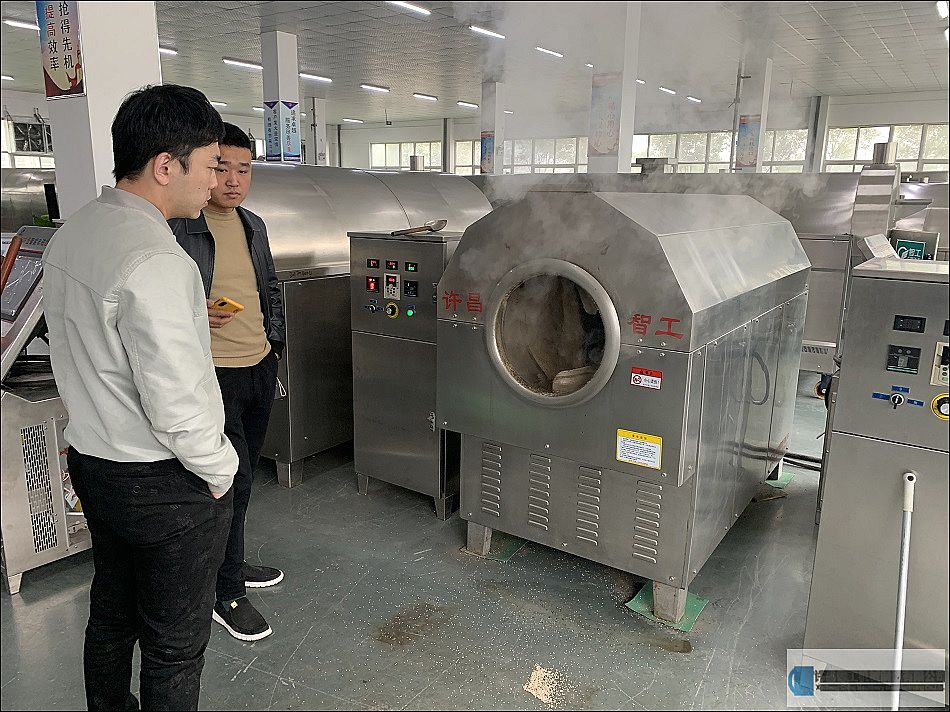 河北衡水客戶試機(jī)訂購許昌智工電磁炒芝麻設(shè)備