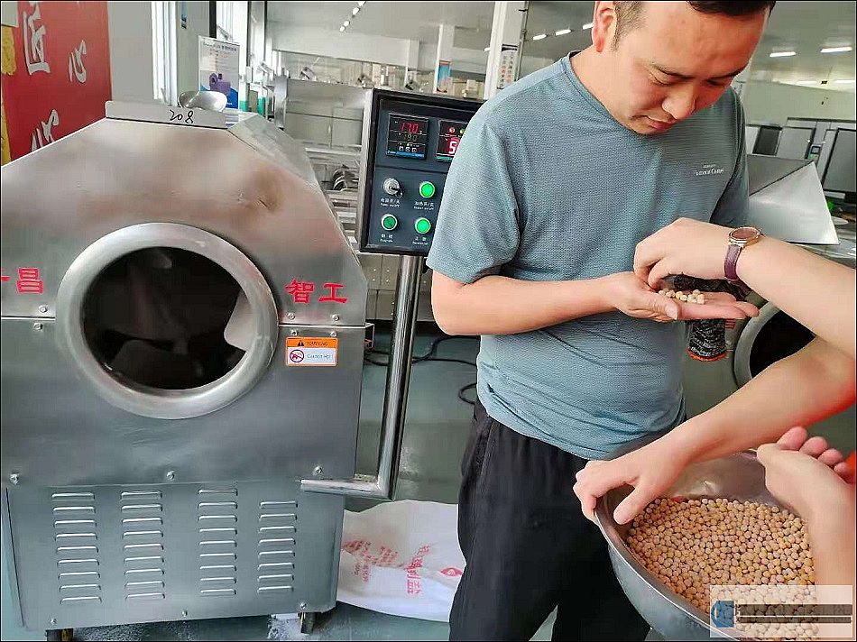 河南客戶考察訂購許昌智工中小型電磁炒貨機