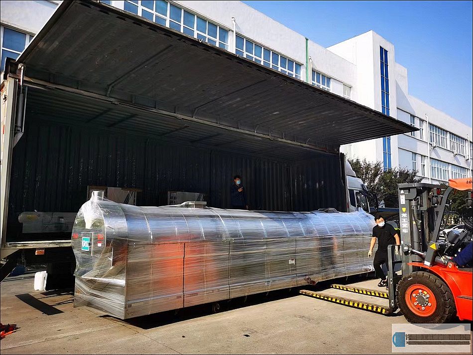 浙江客戶訂購(gòu)的8米全套電磁流水線炒貨設(shè)備發(fā)貨